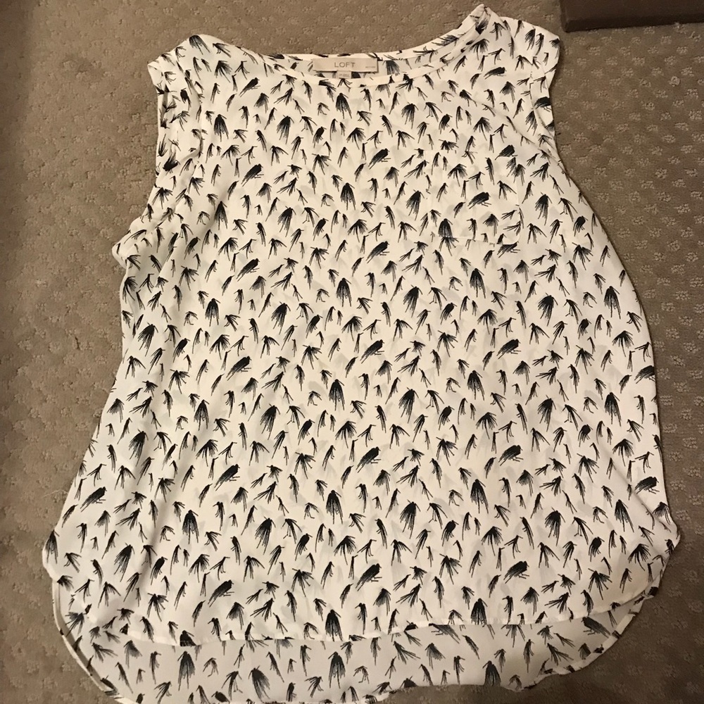 Swingy black and white tank top
